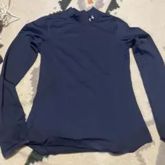 Under Armour ネイビー 長袖 アンダーシャツ