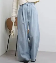 CHICO デニムパンツ