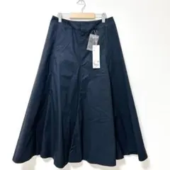 新品タグ付 ユニクロU コットンツイルフレアスカート 64 綿100 M相当 黒