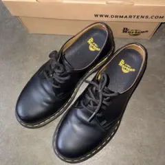 Dr.Martens 3ホール　ブーツ