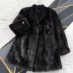 2025年最新】VALENTINO レディース 毛皮・ファーコートの人気アイテム