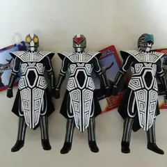 「ウルトラマンコスモス」ソフビ人形・三面異次元人ギギ４体セット（新品・当時モノ）