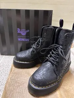 2025年最新】WEDNESDAY ドクターマーチンの人気アイテム - メルカリ