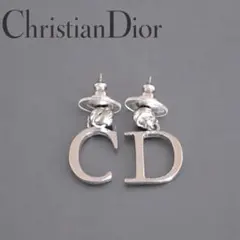 Dior フープピアス 十字架モチーフ - メルカリ