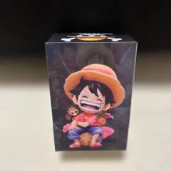 ワンピース　ルフィフィギュア　おすわりQバージョン　新品　海外限定版
