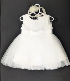 ホワイトベビードレスとヘアバンド チュール 白 12-18m