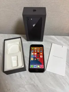 美品 Apple iPhone 8 スペースグレイ 64GB SIMロックあり