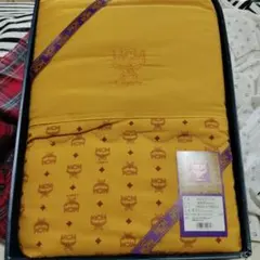 MCM Legere ゴールド　肌布団　未使用　箱付き