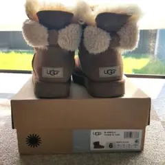 UGG australia ARIELLEのサムネイル