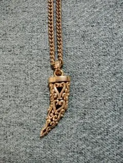 ゴールド装飾アンティーク調ネックレス