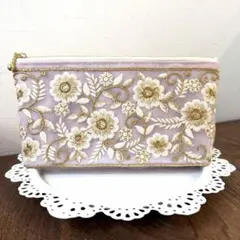 インド刺繍リボン×キルティング　マチ付きポーチ