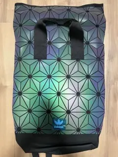 adidas 麻柄ロールトップ バックパック 3D リュック