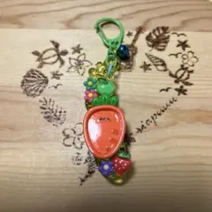 ハンドメイド　スケボーキーホルダー　24
