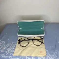 Item thumbnail for item 36c6f176-90d4-44ff-b93a-e539236c5ef6