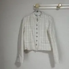 ZARA ホワイト ノーカラージャケット　ツイード