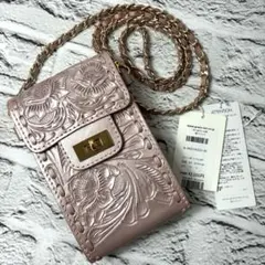 新品・未使用✨グレースコンチネンタル チェーンミニバッグ カービング 本革のサムネイル