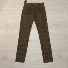 定価28000円　アルチザン　サイズM　ストレッチパンツ　ツータック　カーキのサムネイル