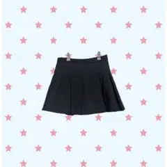 黒いプリーツミニスカート