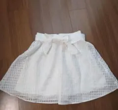 ミニスカート フレア リボン付き ホワイト【送料込】のサムネイル