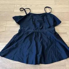 黒いフリル付きキャミソール水着