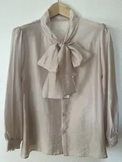 新品タグ付き　ROPE PICNIC薄ピンクベージュ　長袖　ブラウス　サイズ38