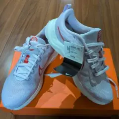 ナイキ　レディース　ランニングシューズ新品未使用