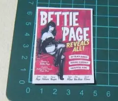 BETTIE PAGE　ベティ・ペイジ　 REVEALS ALL! ステッカー