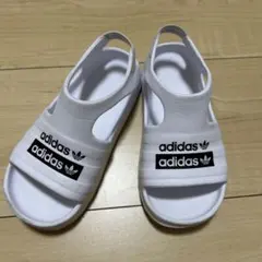 adidas子供用サンダル16cm