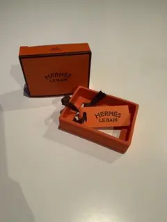 HERMÈS LE BAINのサムネイル