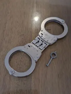 Item thumbnail for item 226e37a6-5c95-40fc-8aa0-980466d953ca