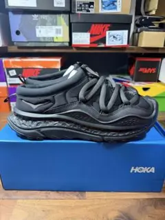 hoka スニーカー
