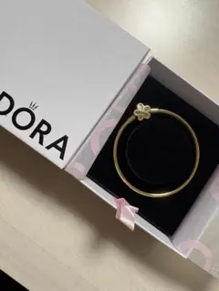 PANDORA ゴールド バングルのサムネイル