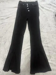 ブラックフレアデニム 5ボタン スリット入り