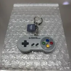 ニンテンドーミュージアム　キーホルダー　スーパーファミコン