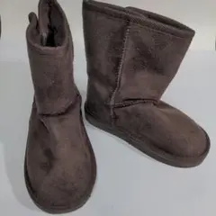 １６センチ ブラウン ムートン調 ブーツ ボア付き 屋内のみ2回程使用 値下げ