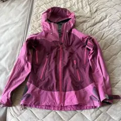 Item thumbnail for item f625dbb8-1244-4666-9029-3d8cc4ef707b