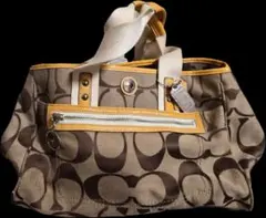 COACH シグネチャー キャンバス トートバッグのサムネイル