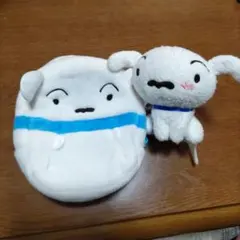 クレヨンしんちゃん　シロ、カルビナ付きミニリュックとマスコット