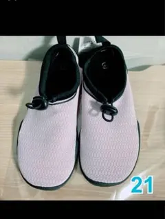 Item thumbnail for item 2606e126-d55c-4491-b479-00553aed2f18