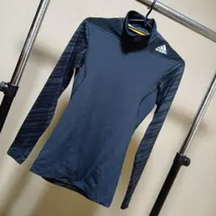 adidas　アディダス　TECHFIT　インナーシャツ コンプレッションウェア