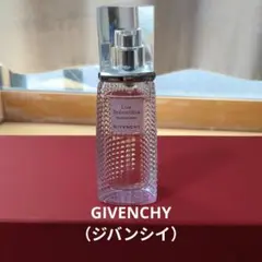 GIVENCHY Live Irresistible オードトワレ 30ml