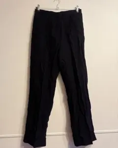 ブラック パンツ スラックス センタープレス シンプル 無地 きれいめ 海外古着