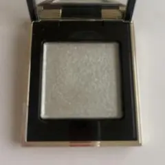 SUQQU トーンタッチアイズ 111