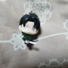 進撃の巨人　リヴァイ　フィギュア　キーホルダー　ちみキャラマスコット