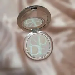 Dior プレストパウダー NUDE 04