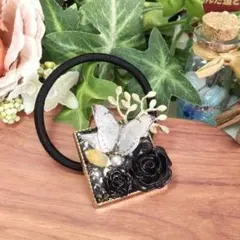 黒薔薇と蝶のヘアゴム★白き羽／ゴシックで落ち着いたキラメキを貴女の髪に！！