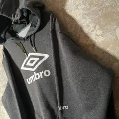 UMBRO 裏起毛 ダークグレー L チャックと紐がカーキ アンブロ