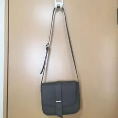 ショルダーバッグのサムネイル
