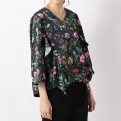 【自由区】プリンシーズガーデンプリントブラウス　ネイビー　40