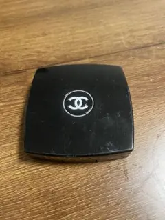 CHANEL アイシャドウパレット
